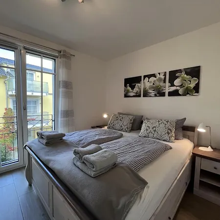 Bernstein In Der Sofie Apartment Binz