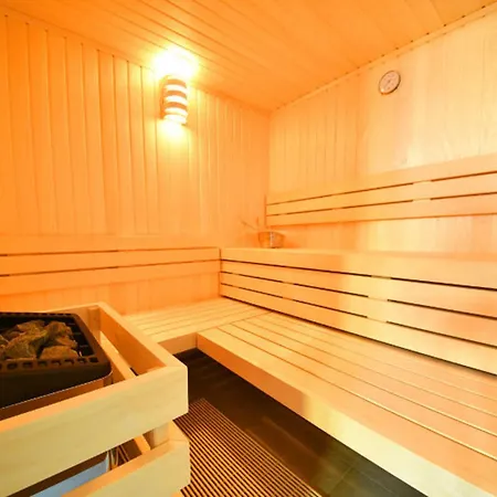 Bernstein In Der Sofie * Остзебад Бинц