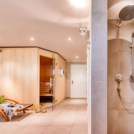 Bernstein In Der Sofie